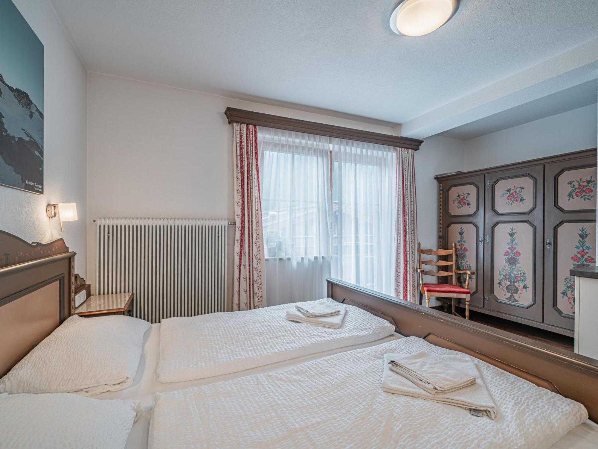 Roeck II Apartment Neukirchen am Grossvenediger Luaran gambar